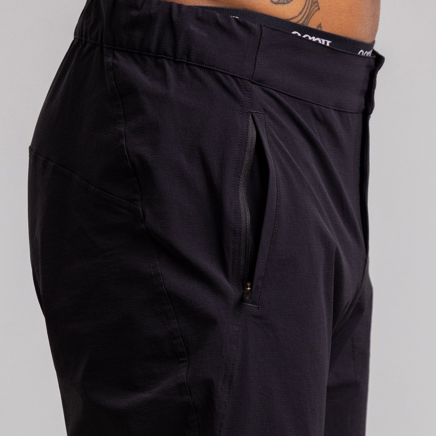 Terrain Short- Black - Men's - ilabb Canada