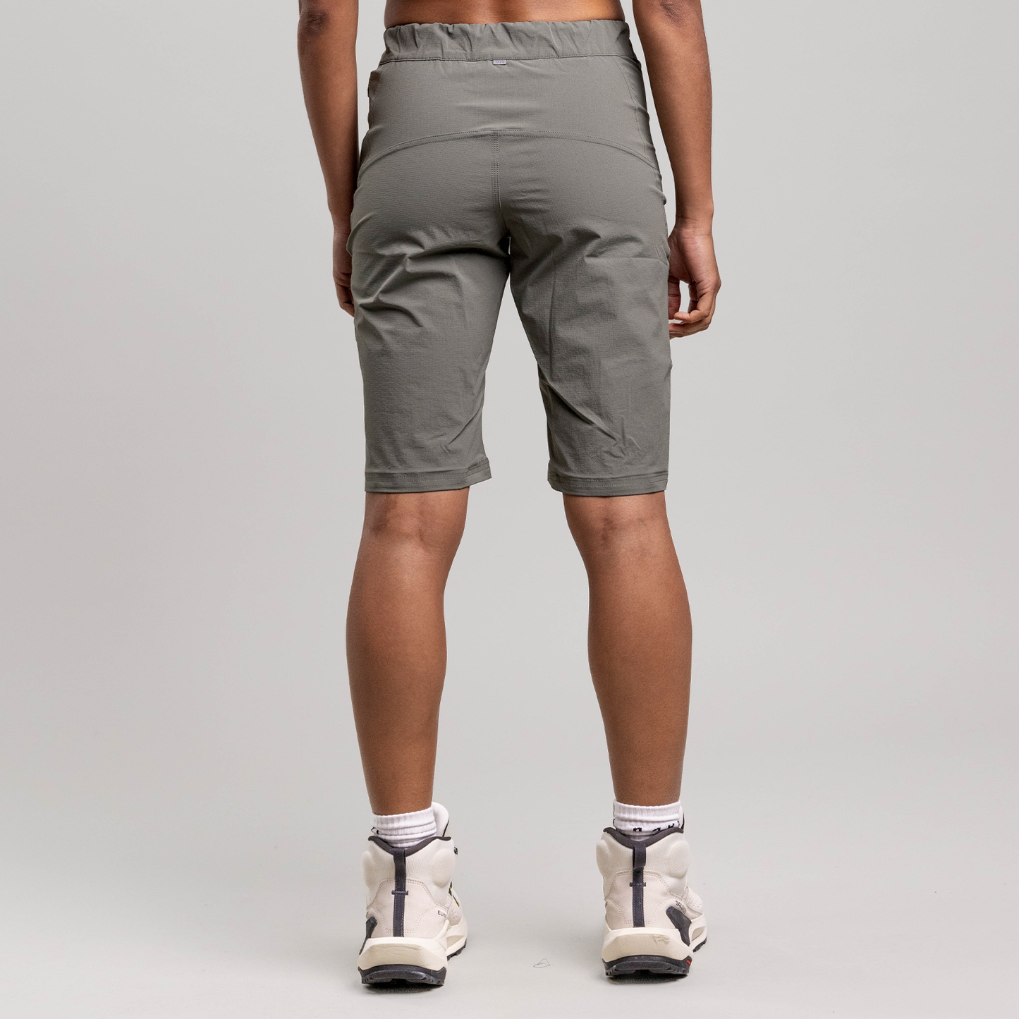 Terrain Short - Army Green - Women's - ilabb Canada