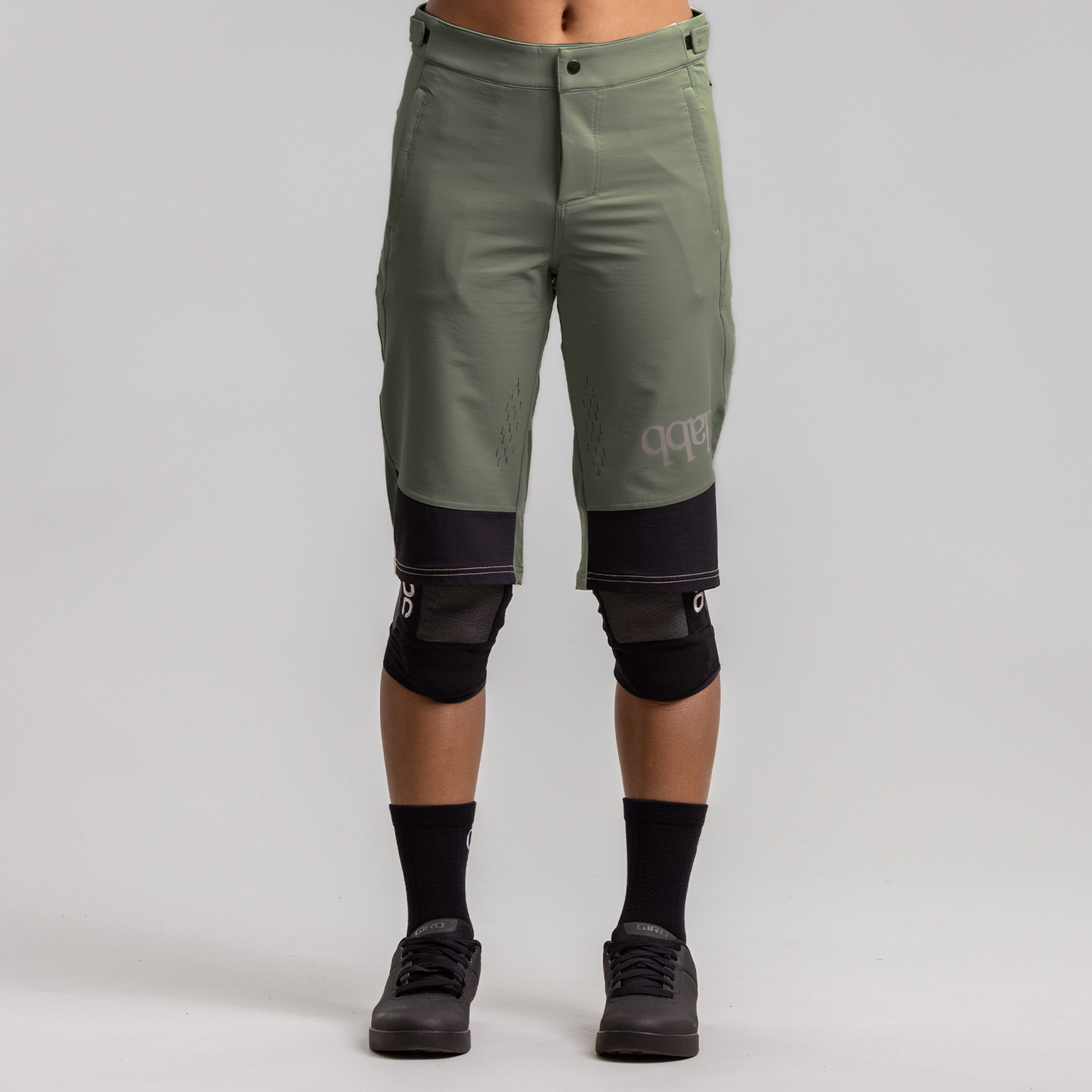 Traverse Ride Short - Army Green - Women's - ilabb Canada