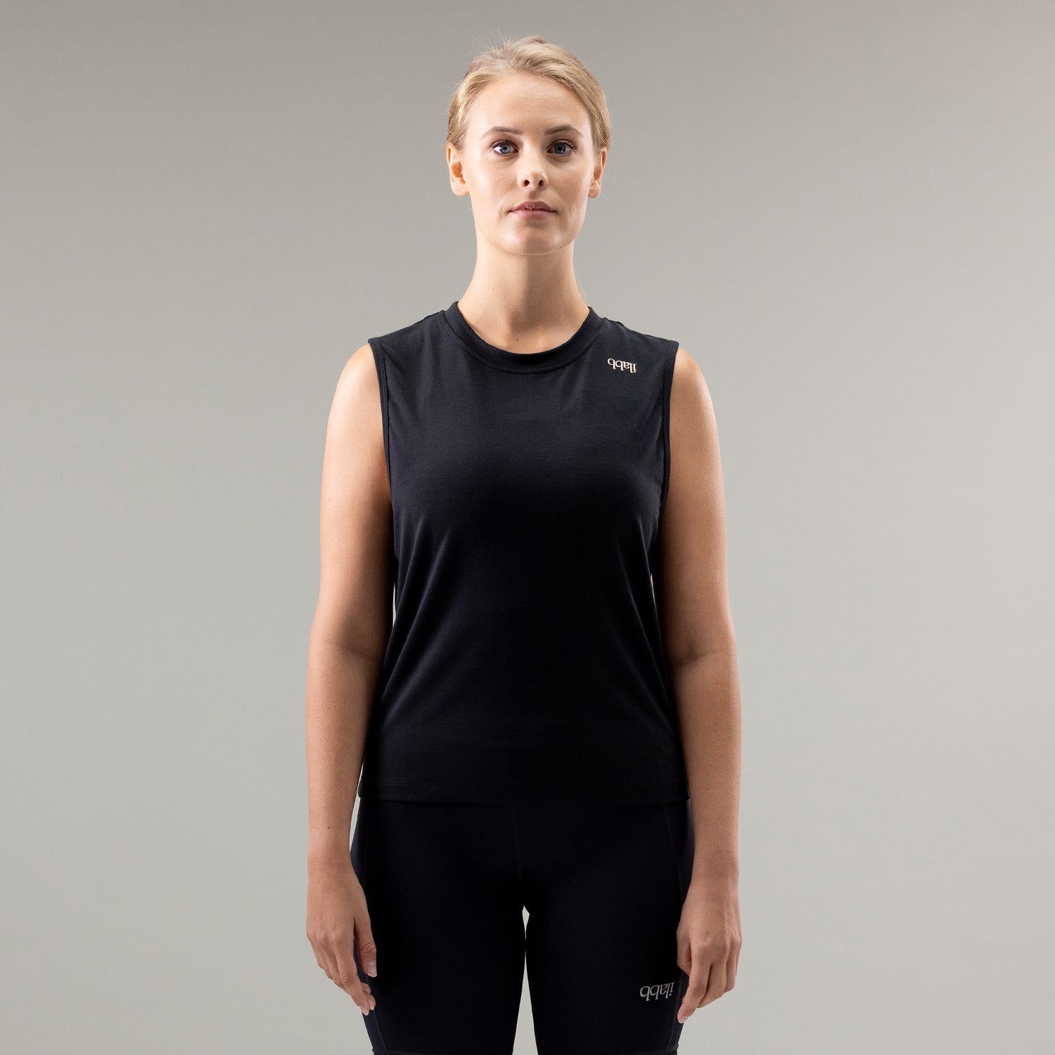 Lomond Tank - Black - Women's - ilabb Canada