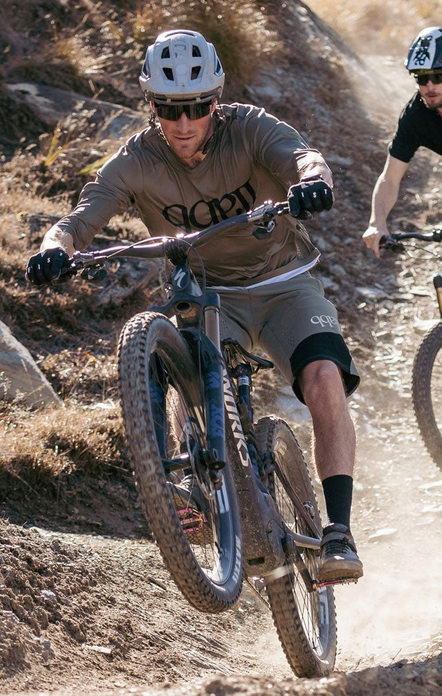 Men's Traverse Ride Short - Army Green - ilabb Canada