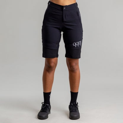 Traverse Ride Short - Black - Women's - ilabb Canada